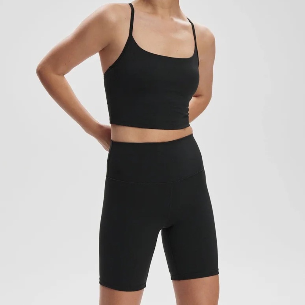 NWOT Varley High Waist Bike Shorts